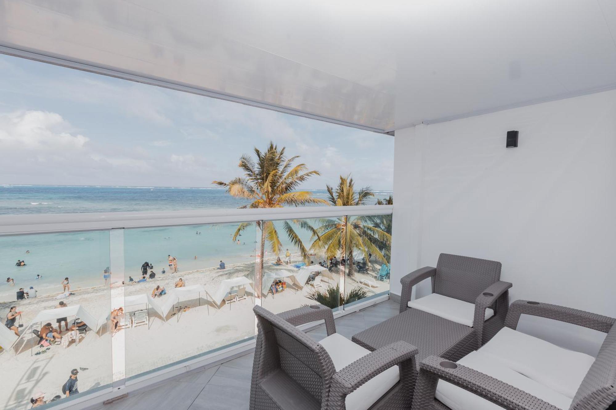 Deluxe Triple Room Sea View